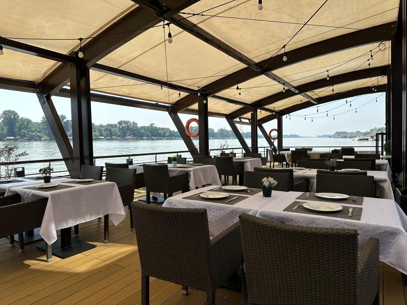 Kame Hotel Belgrade,贝尔格莱德凯美酒店 Ledine ภายนอก รูปภาพ